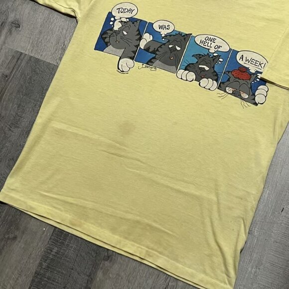 VTG "Today Was One Hell Of A Week" 80s Cartoon J Bates Art Cat Shirt Thrashed - Picture 4 of 4